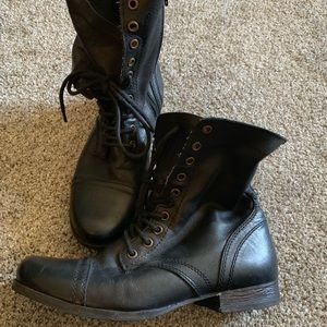 Steve Madden Troopa boots